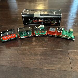 VTG KURT S ADLER, INC. FINE EARTHENWARE TRAIN SET Christmas Village NO CORD/BULB